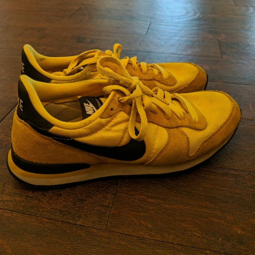 Nike Internationalist